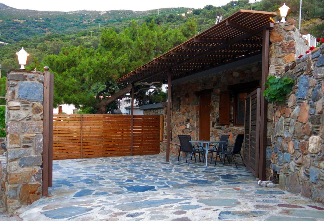 "Pefkopetro" Traditional House Keramoti  Exterior photo